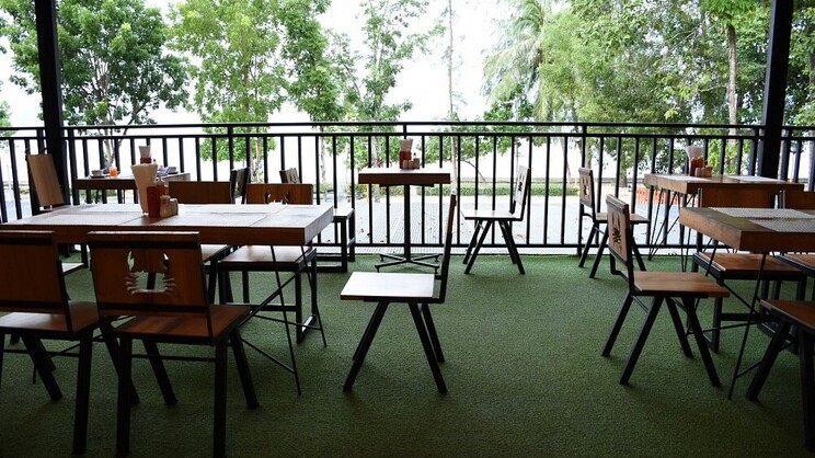 Maneetel Krabi Beachfront